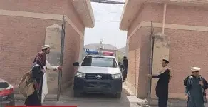 جنوبی وزیرستان کے علاقے وانا میں تحصیل توئی خیلہ جانے والی پولیس گاڑی پرفائرنگ کردی