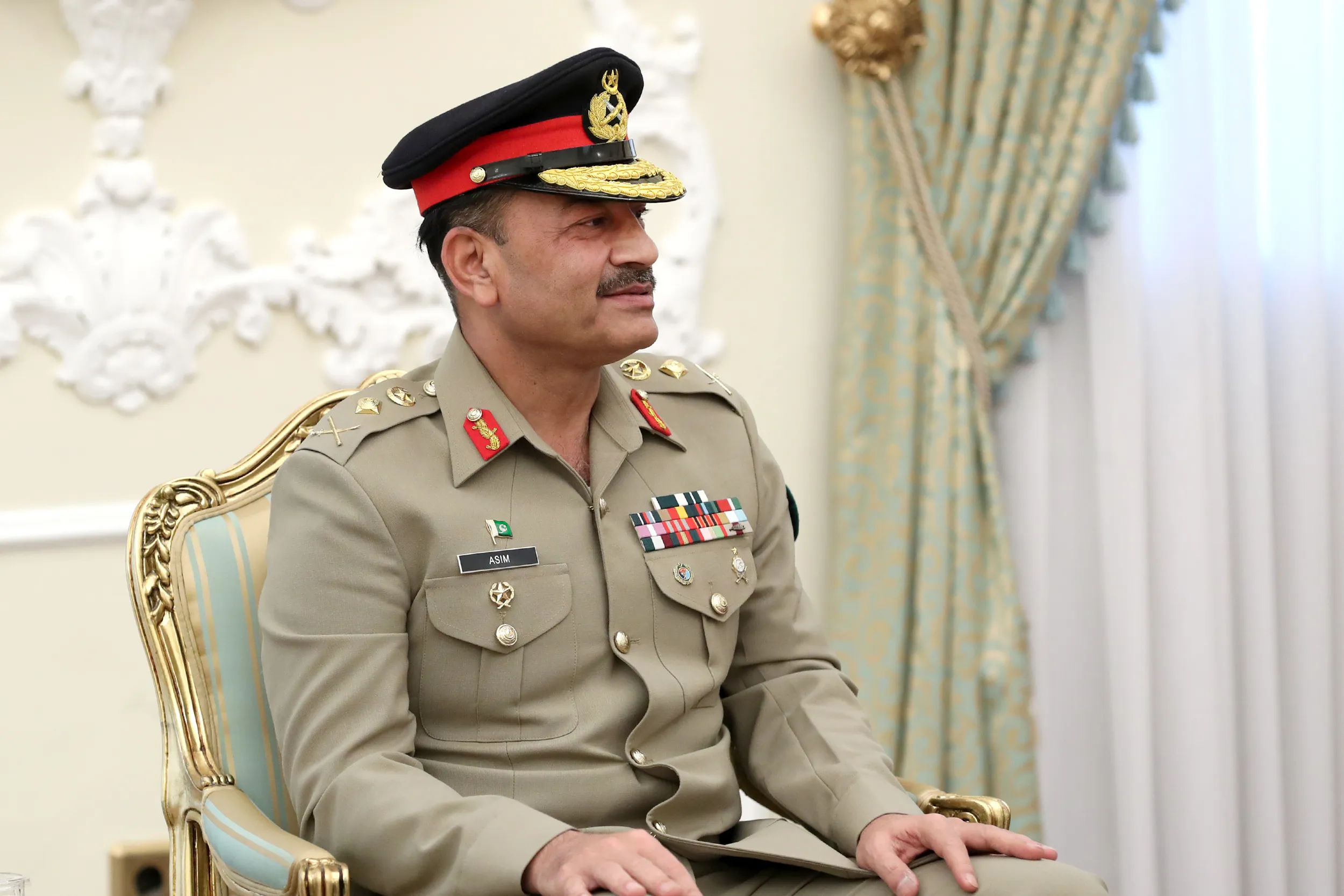 عاصم منیر