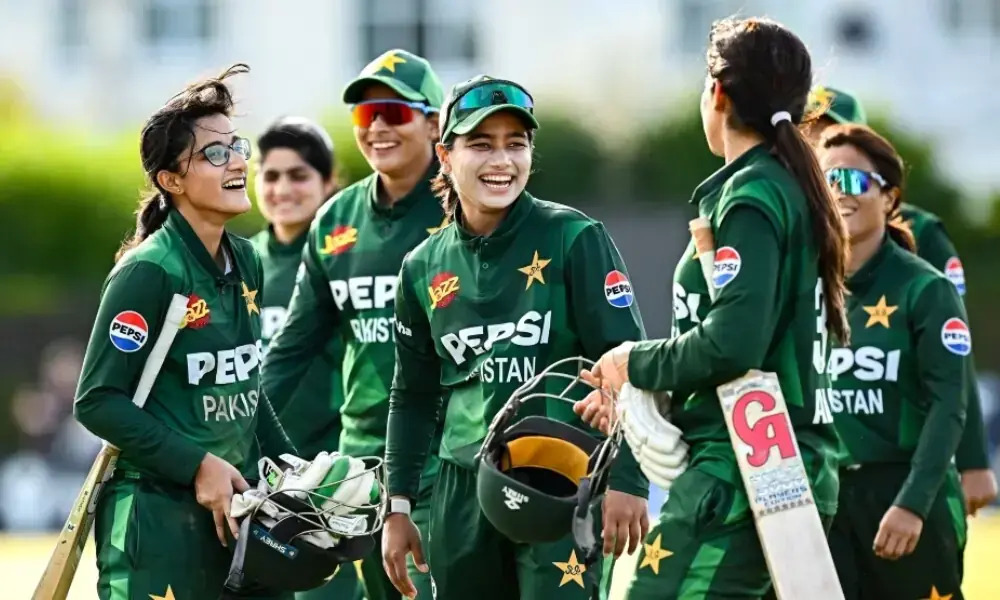 فاطمہ ثناء پہلی مرتبہ ون ڈے ورلڈکپ میں پاکستانی ٹیم کی کپتانی کریں گی۔ ٹورنامنٹ کا 30 ستمبر سے 2 نومبر تک انعقاد کیا جائے گا