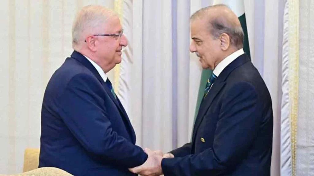 ترک وزیر دفاع کا دورہ پاکستان؛ وزیراعظم، فیلڈ مارشل اور وزیر دفاع سے ملاقاتیں کیں