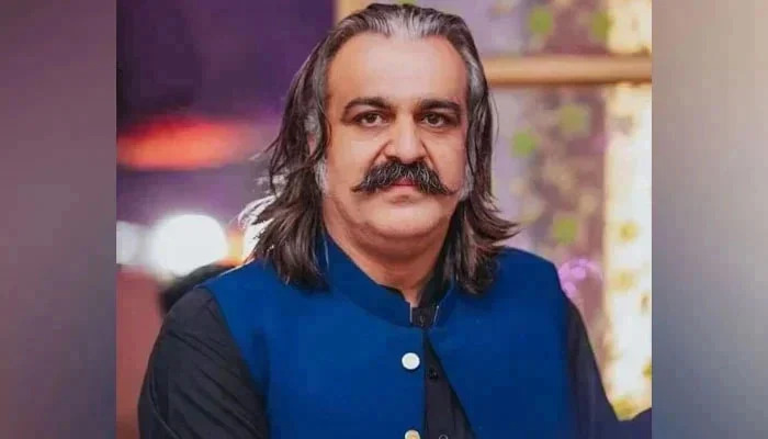 علی امین گنڈاپور کا کہنا تھا اس سلسلے میں صوبائی حکومت افغانستان سے رابطہ کرے گی اور وفاق نے بھی اس معاملے پر آمادگی ظاہر کی ہے