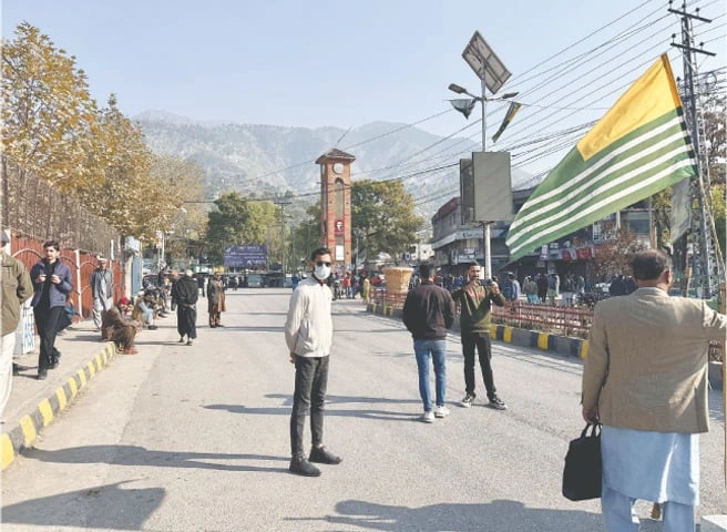 مظفرآباد میں امن ریلی پر عوامی ایکشن کمیٹی کا حملہ، چھ افراد زخمی