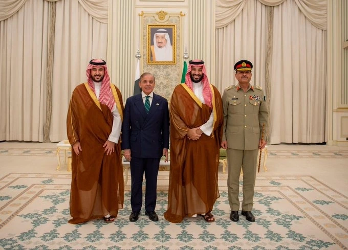 پاکستان اور سعودی عرب کے درمیان تاریخی باہمی دفاعی معاہدہ طے پا گیا