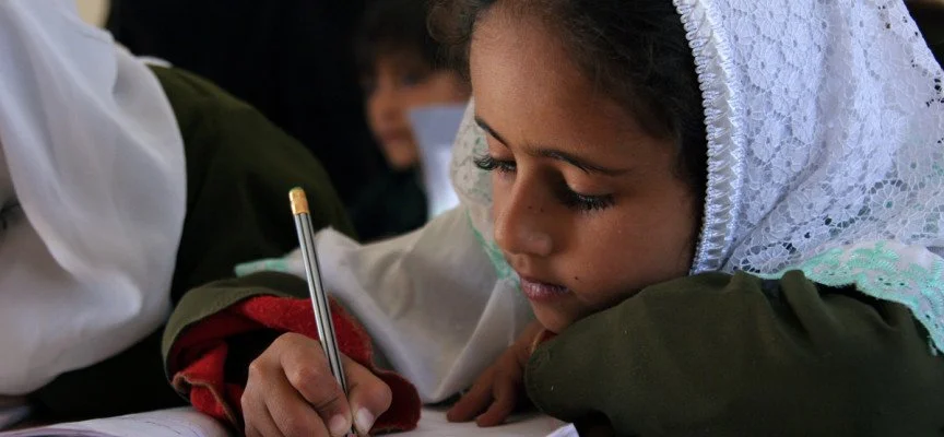 بلوچستان میں 1200 سے زائد بند اسکول دوبارہ فعال ہو گئے: وزیرِ اعلیٰ سرفراز بگٹی