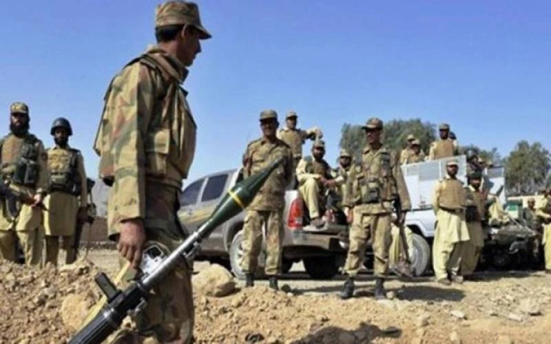 آپریشن کے نتیجے میں آٹھ دہشت ہلاک ہوئَےجبکہ تیس سے زائد دہشت گرد قریبی آبادیوں میں چھپ گئے ہیں