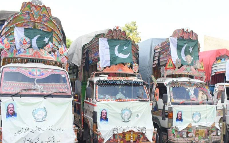 صوبائی حکومت نے افغان زلزلہ متاثرین کے لیے 35 ٹرکوں پر مشتمل امدادی سامان روانہ کردیا