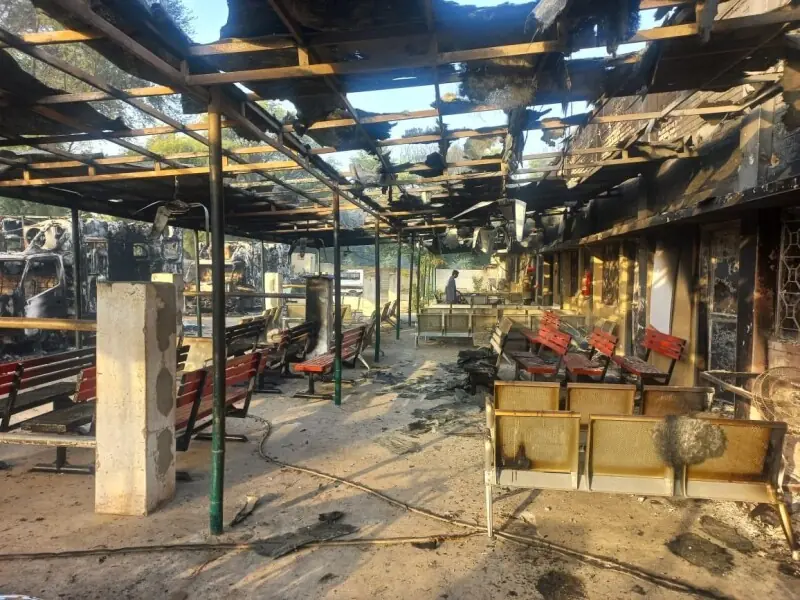 ڈیرہ اسماعیل خان میں پولیس ٹریننگ سینٹر پر حملہ، 6 دہشتگرد ہلاک، 7 اہلکار شہید