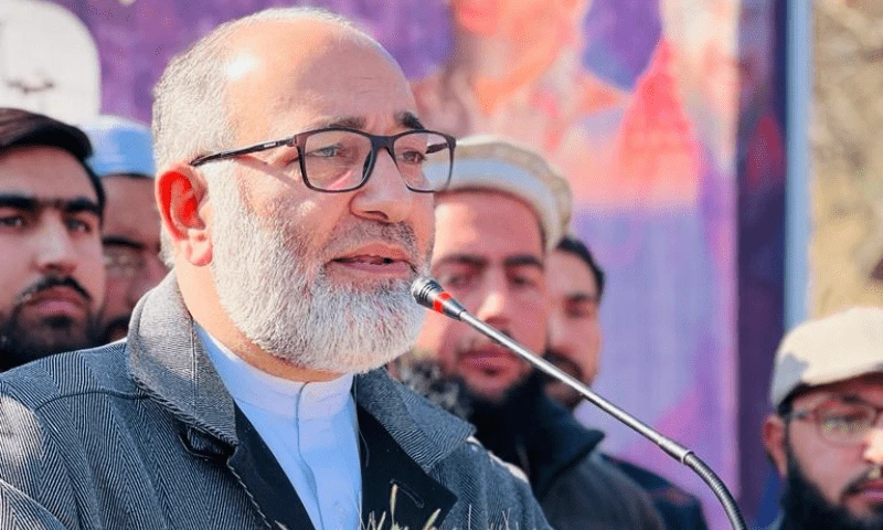 سینٹر مشتاق احمد نے جماعت اسلامی سے علیحدہ ہونے کی وجہ بتاتے ہوئے کہا کہ گزشتہ چند سالوں سے ایسے حالات بن گئے تھے کہ جماعت اسلامی کے ساتھ چلنا مشکل ہوگیا تھا