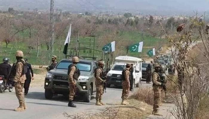 کرم ایجنسی کے اس حملے میں 5 اہلکار جامِ شہادت نوش کرگئے جبکہ 14 اہلکارزخمی ہوئے جنہین قریبی ہسپتال منتقل کیا گیا ہے