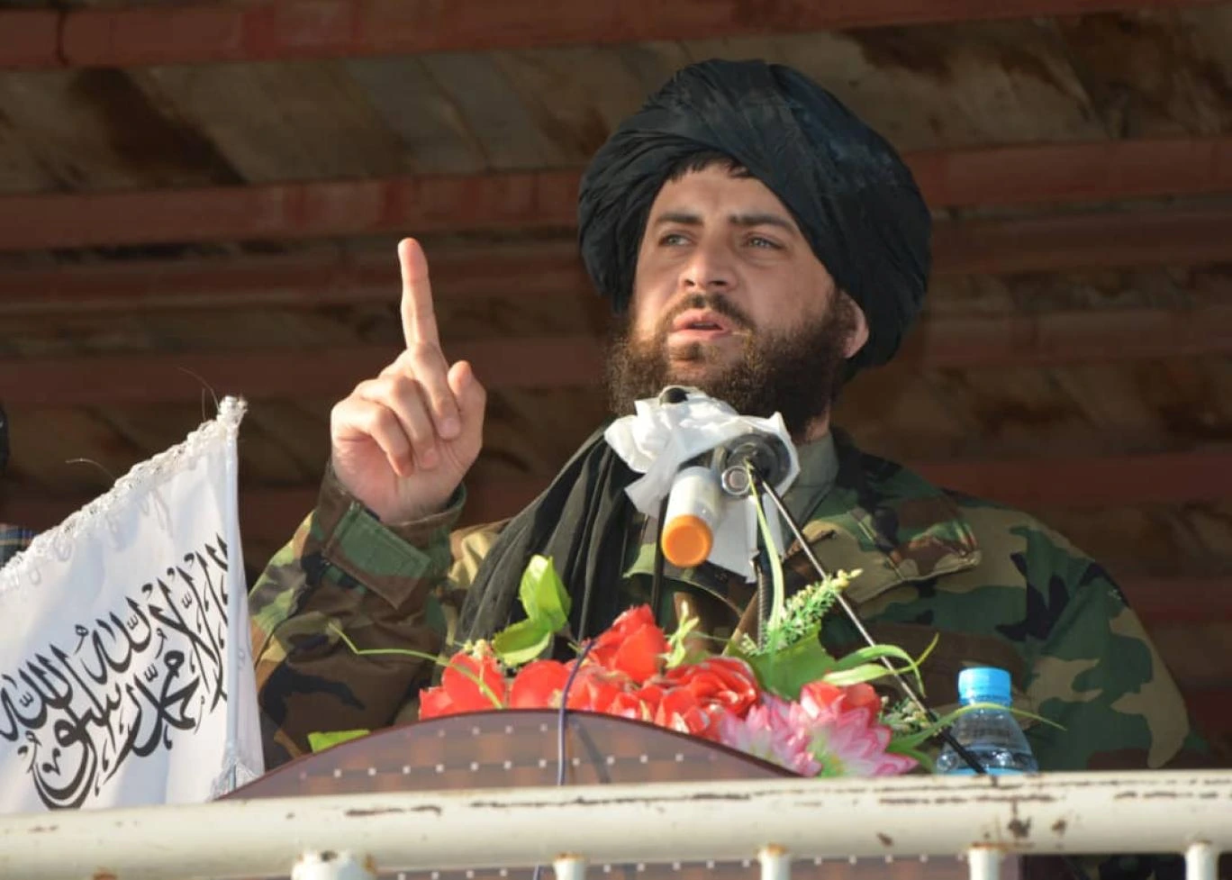 ملا یعقوب نے الجزیرہ کو انترویو دیتے ہوئے کہا پاکستان اپنے مخالفین کو دہشتگرد قرار دیتا ہے، ہماری پالیسی روزِ اوّل سے واضح ہے کہ ہم کسی بھی ریاست کے خلاف مسلح گروہوں کی حمایت نہیں کرتے جبکہ زمینی حقائق اسکے برعکس نطر آتے ہیں