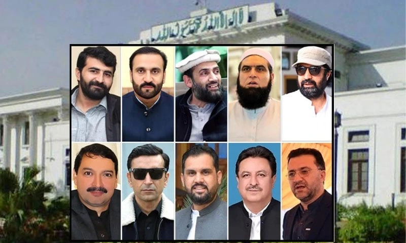 سہیل آفریدی نے سابق وزیرِ اعظم عمران خان کی ہدایت پر صوبائی کابینہ کے اراکین کا اعلان کر دیا ہے