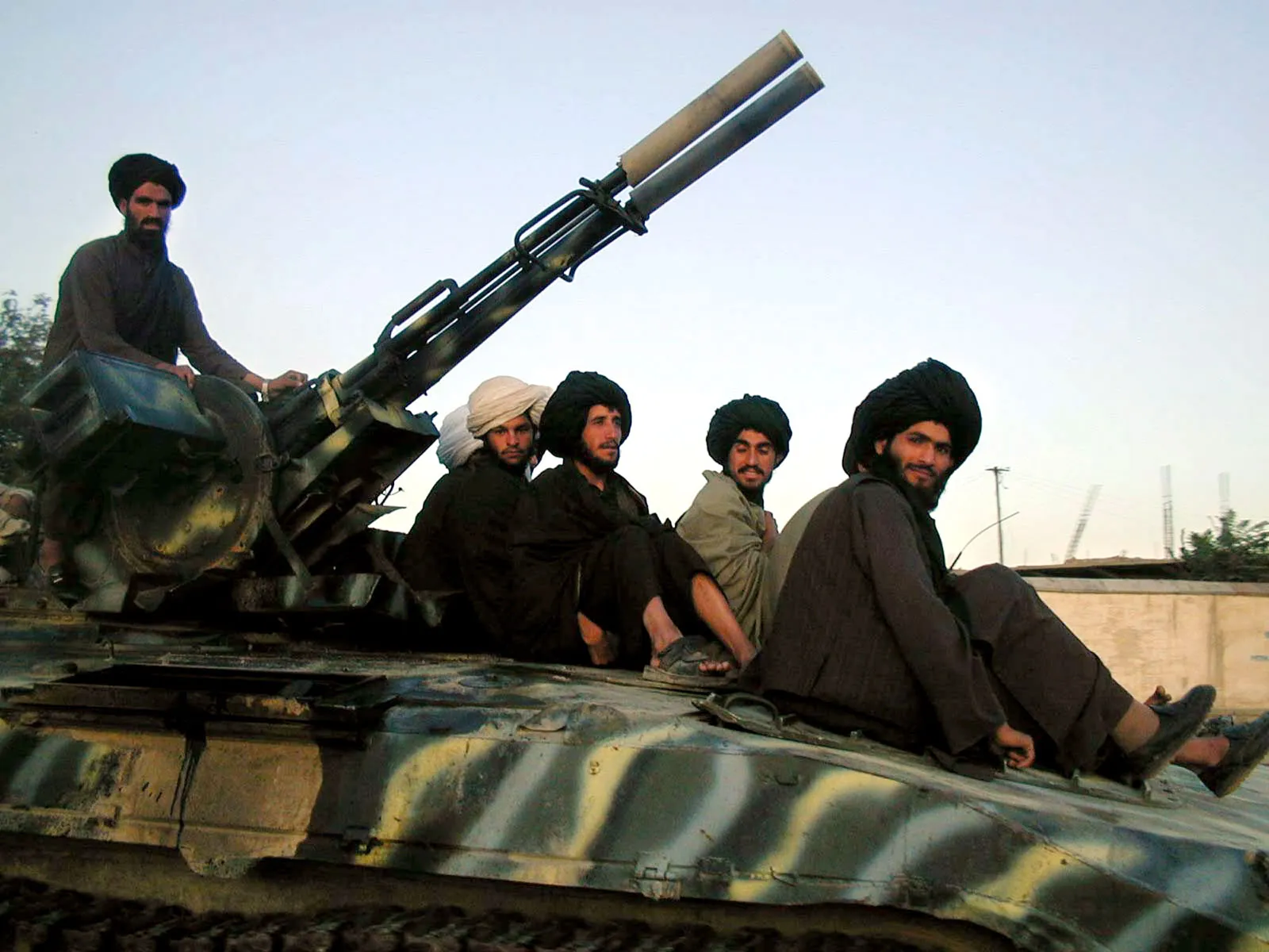 ڈیرہ اسماعیل خان میں پولیس ٹریننگ سینٹر پر حملے کا پہلا خودکش بمبار افغان شہری نکلا