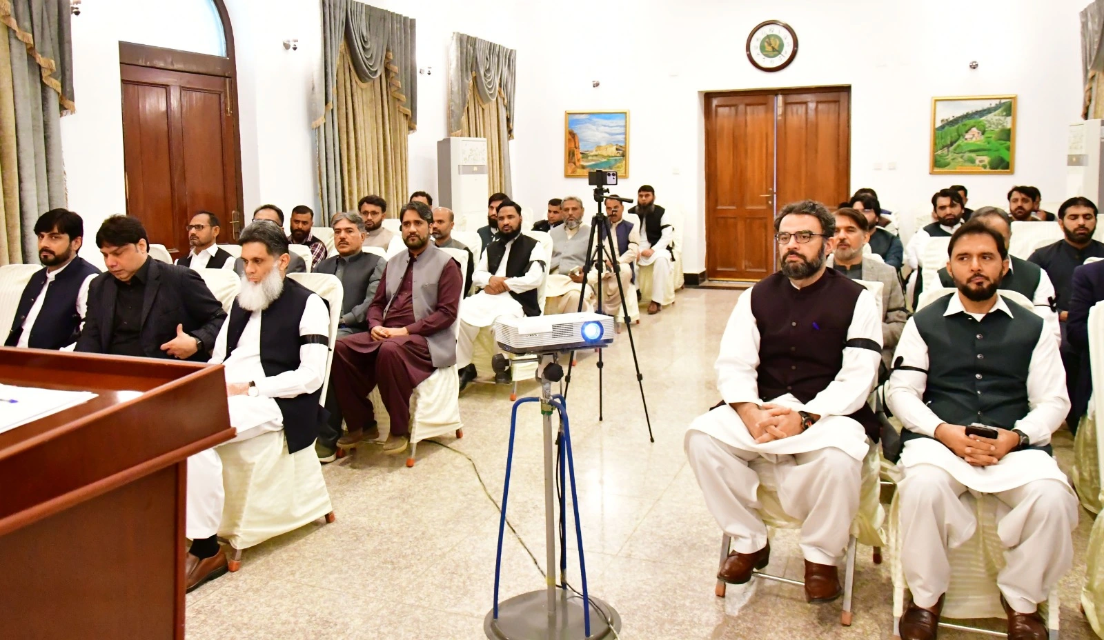 کابل میں موجود پاکستانی سفارت خانے کے زیرِ اہتمام یوم سیاہ کی تقریب مِن پاکستانی سفیر عبدالرحمان نظامی کی شرکت