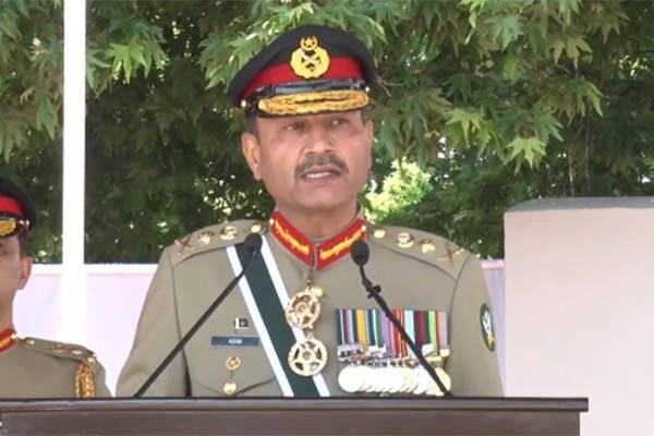 افغان سرزمین کا پاکستان کے خلاف استعمال افسوسناک، مٹھی بھر دہشت گردوں کے سامنے کبھی نہیں جھکیں گے؛ فیلڈ مارشل عاصم منیر