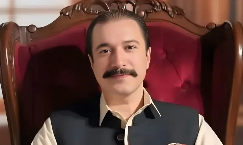 آزاد کشمیر کے نومنتخب وزیراعظم فیصل ممتاز راٹھور نے قانون ساز اسمبلی میں پہلا خطاب کرتے ہوئے تاریخی اصلاحاتی پیکج پیش کیا، جس کا مقصد سرکاری اخراجات میں کمی، اداروں میں شفافیت اور میرٹ سسٹم کی مکمل بحالی ہے