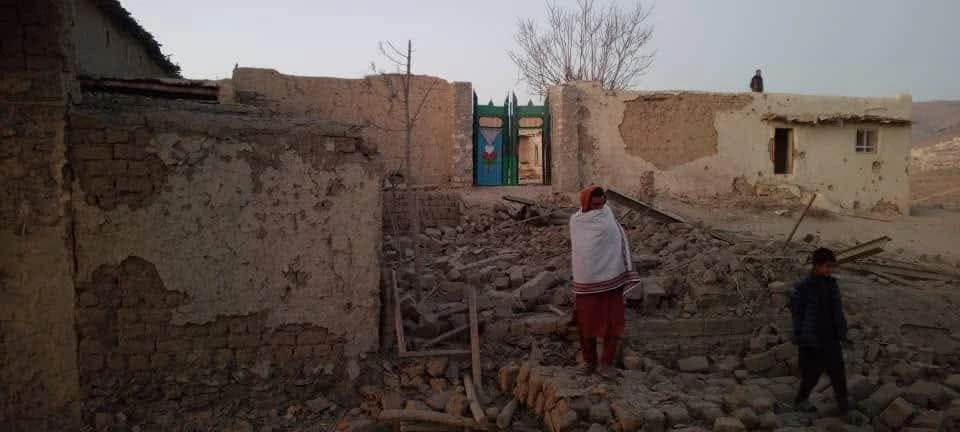 افغانستان کے سرحدی علاقہ ضلع برمل میں دھماکے میں گاڑی اور حجرہ تباہ جبکہ جانی نقصان کی بھی اطلاعات ہیں