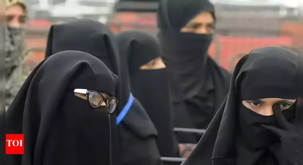 بھارتی میڈیا نے وومن کارڈ کا سہارا لے کر افیرا بی بی اور شاہین شاہد کو بغیر کسی ثبوت کے دہشت گرد قرار دے کر پاکستانی خواتین کی عزت و وقار کو نشانہ بنایا ہے