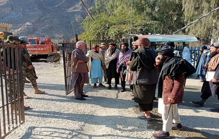 پاک افغان استنبول مذاکرات کا تیسرے دور 13 گھنٹے تک جاری رہنے کے بعد اختتام پذیر ہوا۔ سرحدی جھڑپوں کے باوجود فریقین نے مذاکراتی عمل جاری رکھنے پر اتفاق کیا