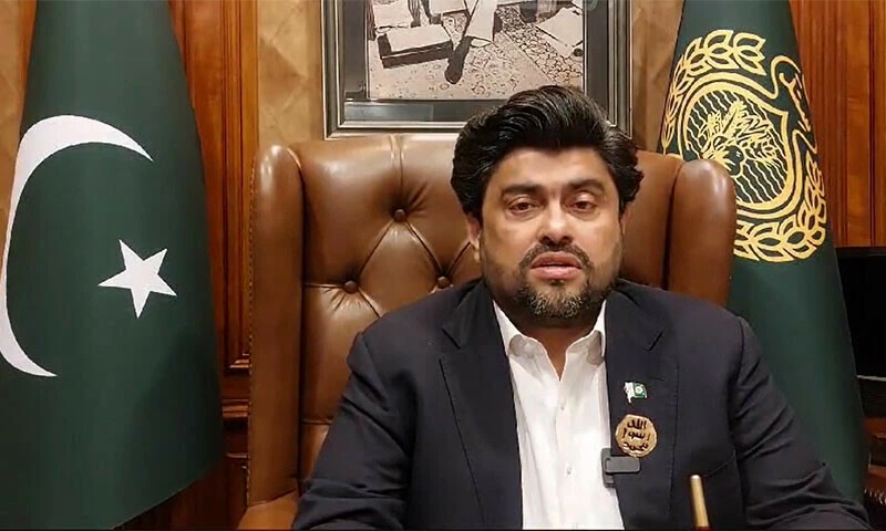 گورنر سندھ کامران ٹیسوری نے کہا ہے کہ پاکستان کی ترقی میں رکاوٹ بننے والے افراد یا گروپ سے مذاکرات نہیں کیے جائیں گے۔ انہوں نے کہا کہ پاکستان معیشت کی جنگ جیتنے کے لیے تیار ہے اور خطے کا اہم ملک بن چکا ہے