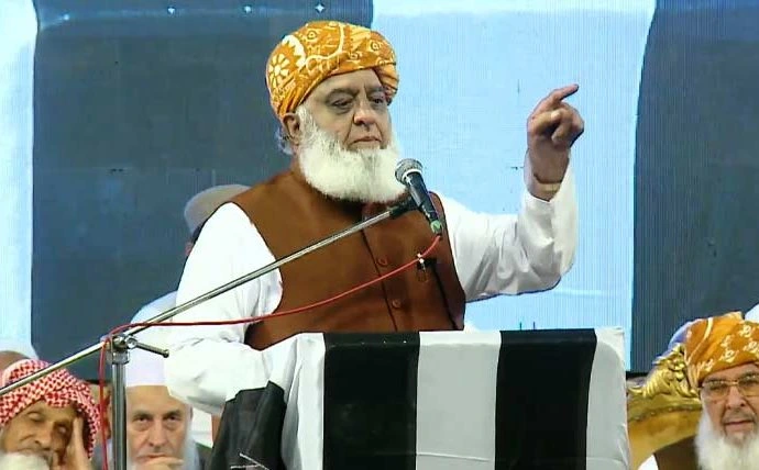 کراچی میں تمام مکاتبِ فکر کے علما کا اجلاس، پاکستان میں مسلح جدوجہد کی متفقہ مذمت