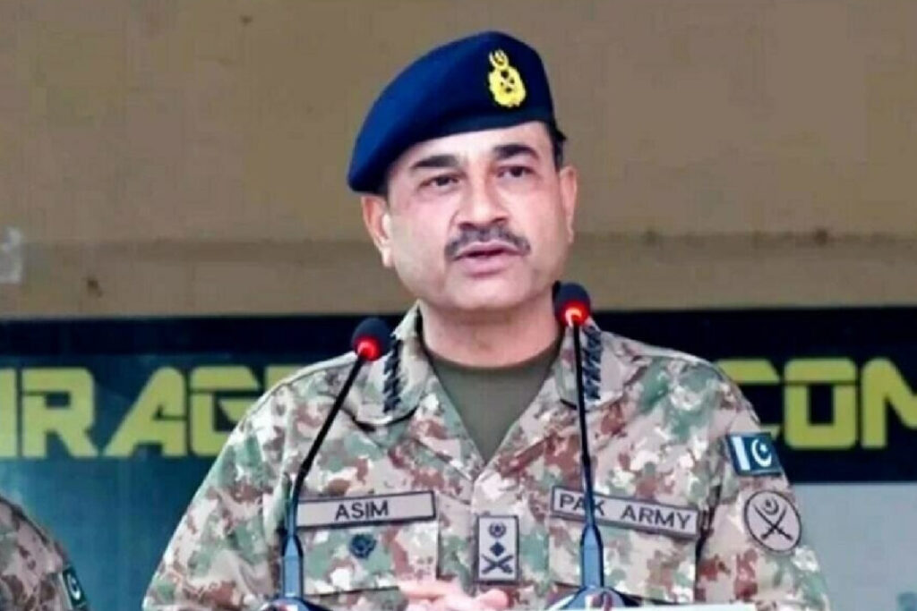 اگر کوئی ہمت کرے اور آگے بڑھے تو جیت اس کا مقدر ٹھہرے گی؛ فیلڈ مارشل کا لیبیا کی آرمی سے خطاب