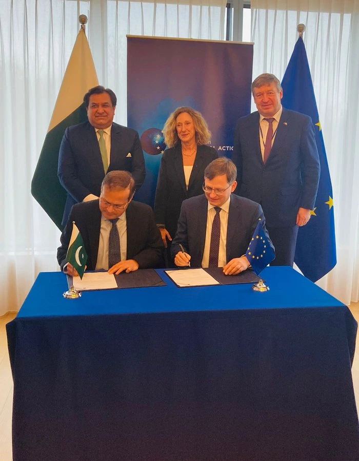 یورپی انویسٹمنٹ بینک کا ایک دہائی بعد پاکستان کے ساتھ پہلا معاہدہ، کراچی کے صاف پانی منصوبے کیلئے 60 ملین یورو کا قرض دے دیا