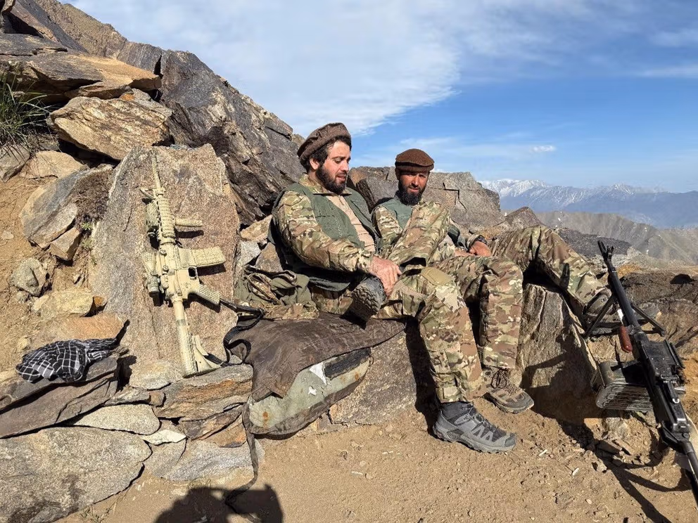 این آر ایف کی قندوز میں ایک اور کاروائی؛ طالبان کی سکیورٹی فورسز کے تین اراکین ہلاک