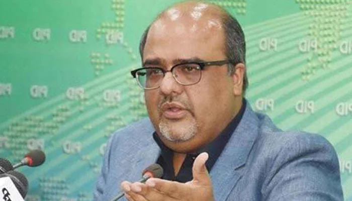 برطانیہ میں شہزاد اکبر کے انسانی حقوق کے دعوے اور سیاسی سرگرمیاں بین الاقوامی سطح پر بحث کا موضوع، جبکہ تجزیہ کار ان کے سیاسی بیانیے اور حقائق کی جانب توجہ دلا رہے ہیں