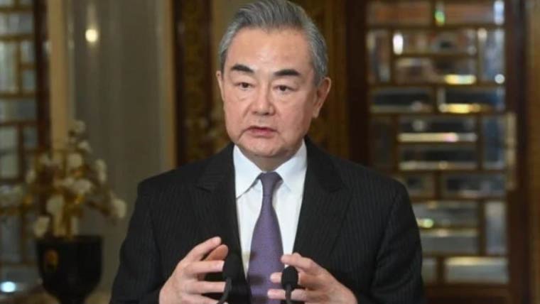 چینی وزیرِ خارجہ وانگ ژی نے صومالیہ کے ہم منصب سے ٹیلیفونک گفتگو میں علیحدگی پسند اقدامات کو سختی سے مسترد کرتے ہوئے افریقہ میں سفارتی تعلقات کو فروغ دینے اور صومالیہ کے ساتھ اپنے تعلقات کو مزید مضبوط بنانے کے عزم کا اظہار کیا