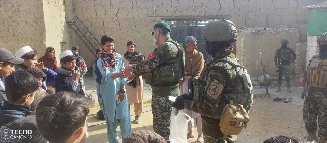 جنوبی وزیرستان: ونگ کمانڈر کا کیڈٹ پبلک اسکول کا دورہ، مستحق طلبہ کے لیے اسکالرشپ پروگرام کا جائزہ لیا