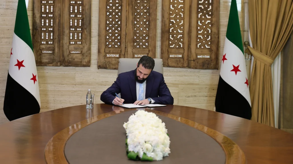 صدر بشار الاسد کی زیرِ صدارت کابینہ اجلاس میں شامی ڈیموکریٹک فورسز کو ریاستی اداروں میں ضم کرنے اور ملک بھر میں جامع جنگ بندی معاہدے کی حتمی منظوری دے دی گئی