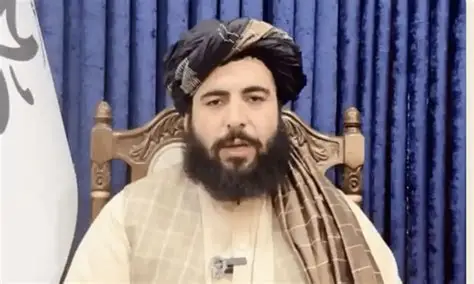 طالبان ترجمان ملا حمداللہ فطرت نے پاکستان پر تجارتی راستے بند کرنے اور مہاجرین کے معاملے پر غیرقانونی دباؤ ڈالنے کا الزام لگایا ہے، اور حالیہ تنازعات کی ذمہ داری اسلام آباد پر ڈالی ہے