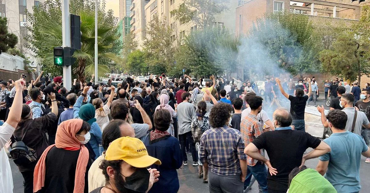 پولیس افسر لیفٹیننٹ کرنل شاہین دہقان