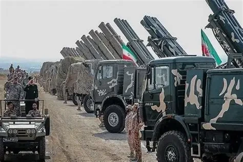 امریکہ کو دوٹوک پیغام دیتے ہوئے ایرانی فوج نے کہا ہے کہ امریکی اڈے ہمارے میزائلوں کی رینج میں ہیں اور کسی بھی حملے کی صورت میں فیصلہ کن جواب دیا جائے گا