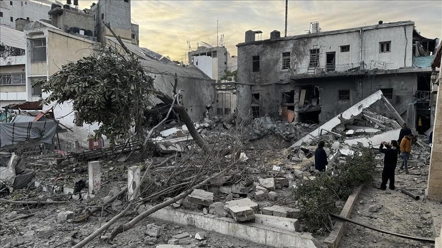 بنوں پولیس کے مطابق راکٹ ایک زیرِ تعمیر عمارت سے ٹکرایا، تاہم کسی جانی نقصان کی اطلاعات نہیں ہیں