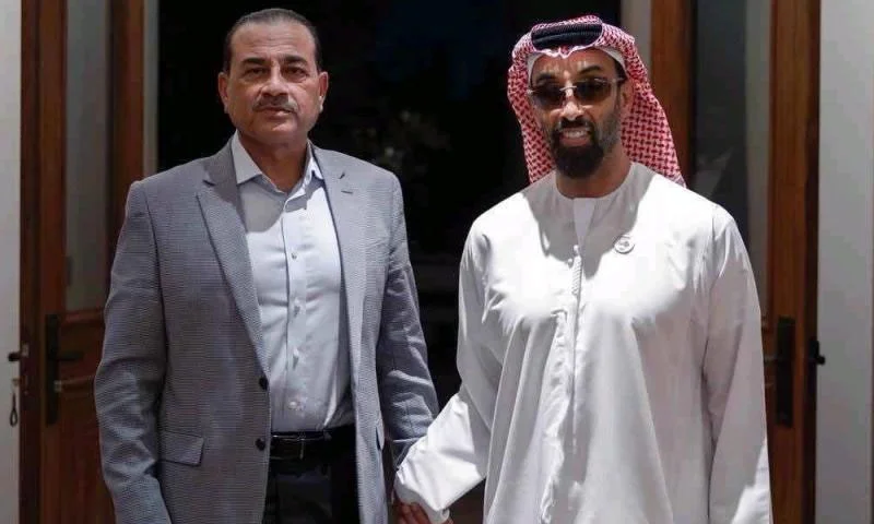 فیلڈ مارشل سید عاصم منیر نے متحدہ عرب امارات کے دورے کے دوران یو اے ای کے نائب حکمران و مشیر قومی سلامتی سے ملاقات کی، جس میں سرمایہ کاری اور دفاعی شعبوں میں دوطرفہ تعاون کو مزید مستحکم کرنے پر اتفاق کیا گیا