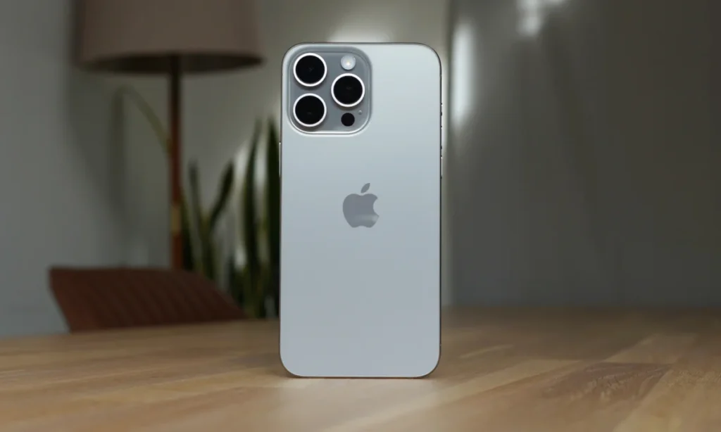 نئے حکومتی فریم ورک کے تحت پاکستان میں آئی فون کی مقامی تیاری کا امکان