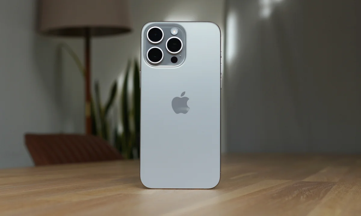 نئے حکومتی فریم ورک کے تحت پاکستان میں آئی فون کی مقامی تیاری کا امکان