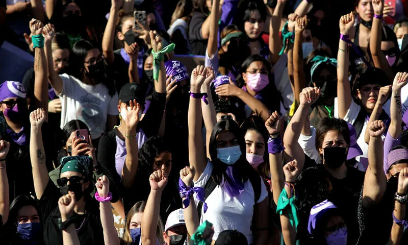 وجودِ زن سے ہے تصویر کائنات میں رنگ