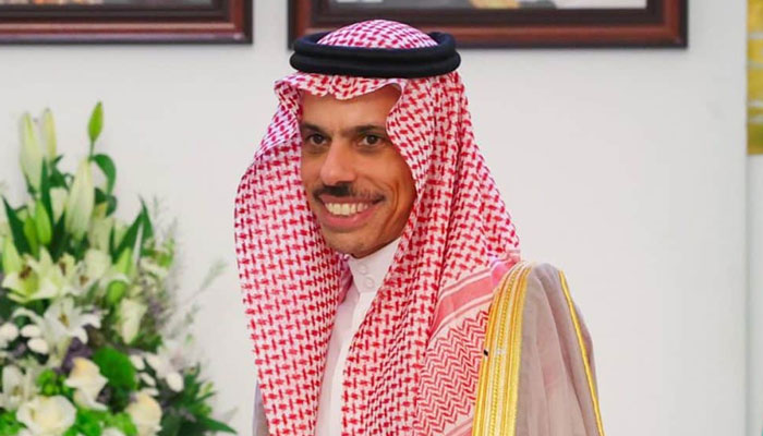 سعودی وزیر خارجہ پاکستان پہنچ گئے