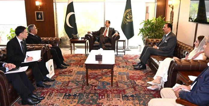 چیئرمین سینیٹ یوسف رضا گیلانی نے ترکمانستانی سفیر سے ملاقات