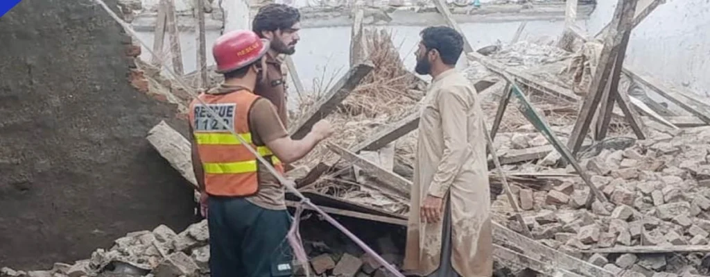 خیبر پختونخوا میں بارشوں کی تباہ کاریاں؛ مختلف حادثات میں 9 افراد جاں بحق اور 47 زخمی۔ بنوں اور شمالی وزیرستان سب سے زیادہ متاثر، محکمہ موسمیات کی مزید بارشوں کی پیش گوئی