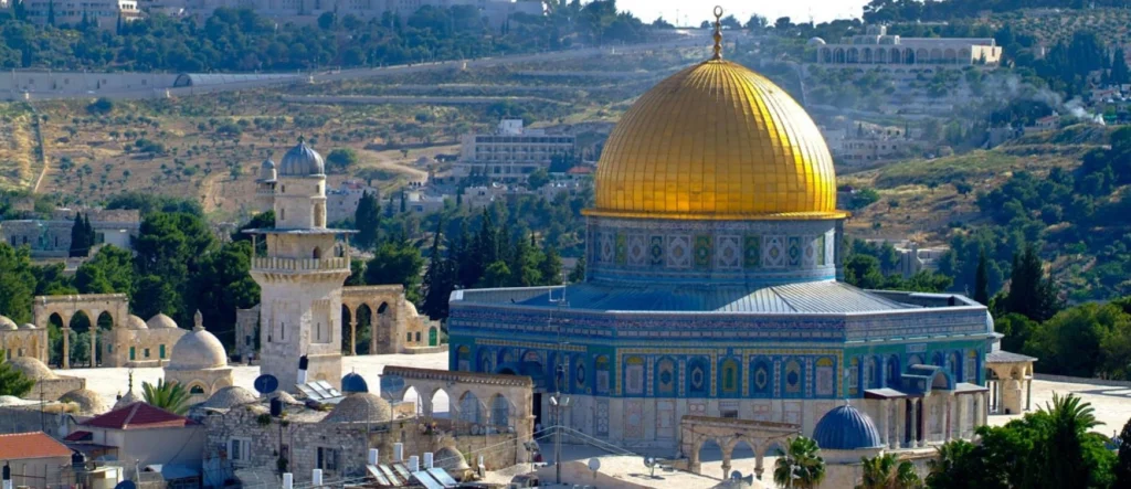 پاکستان سمیت 8 مسلم ممالک کا مشترکہ اعلامیہ؛ اسرائیلی کی جانب سے مسجدِ اقصیٰ کی بندش اور عبادت گزاروں پر عائد پابندیوں کی شدید مذمت اور اسرائیل کے محاسبے کا مطالبہ