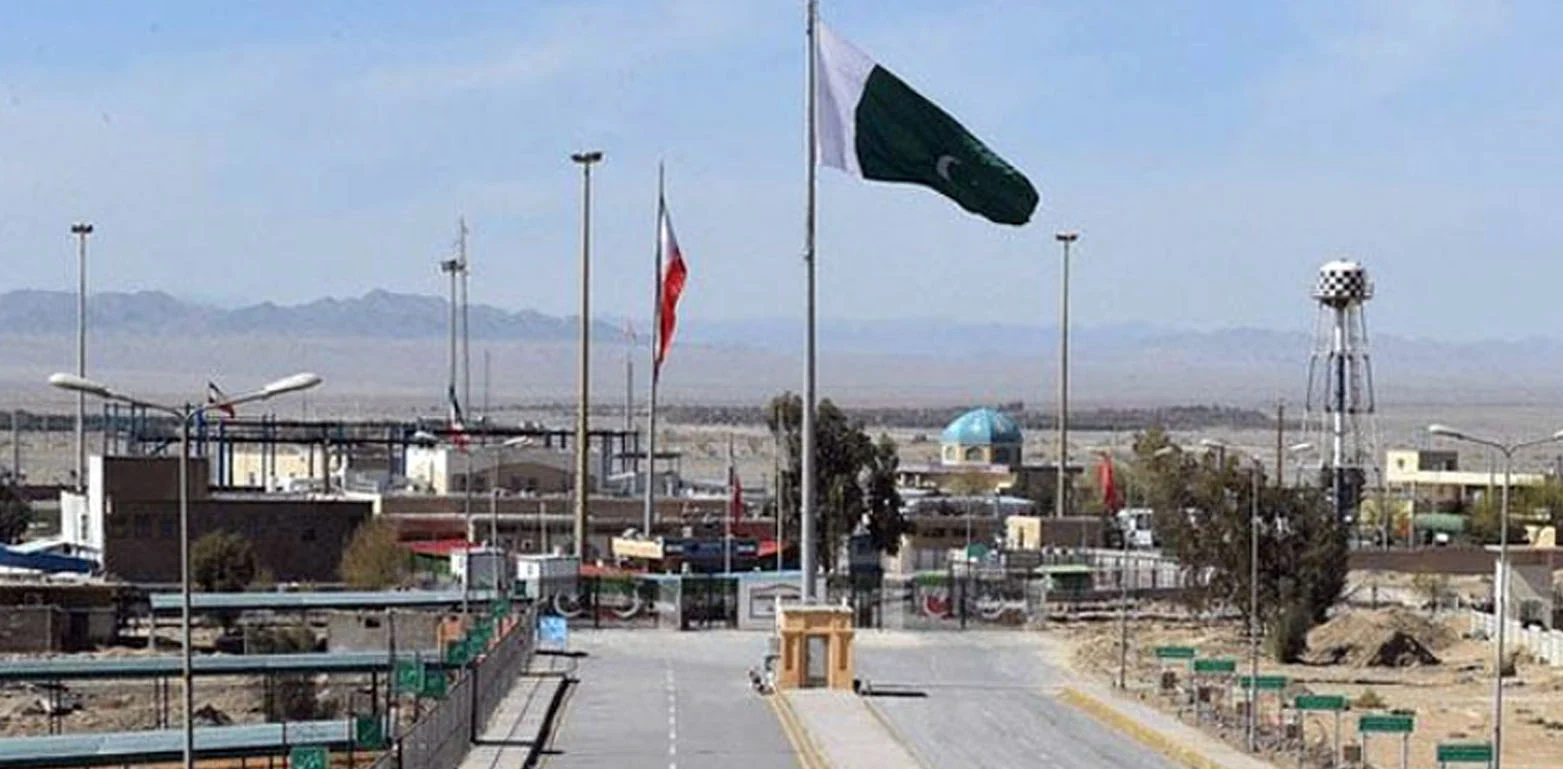 جنگ کے سائے میں پاک ایران تجارتی مشن بحال؛ سفیرِ پاکستان مدثر علی ٹیپو نے زمینی سرحدوں اور گرین چینلز کے فعال ہونے کی تصدیق کر دی