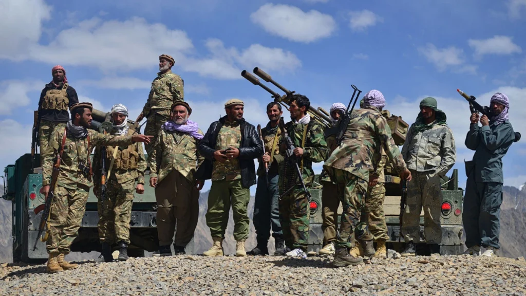 کابل کے علاقے قصہ بہ روڈ پر جی ڈی آئی کی گاڑی پر حملے میں 4 اہلکار ہلاک ہو گئے، جس کی ذمہ داری نیشنل ریزسٹنس فرنٹ( این آر ایف) نے قبول کر لی ہے