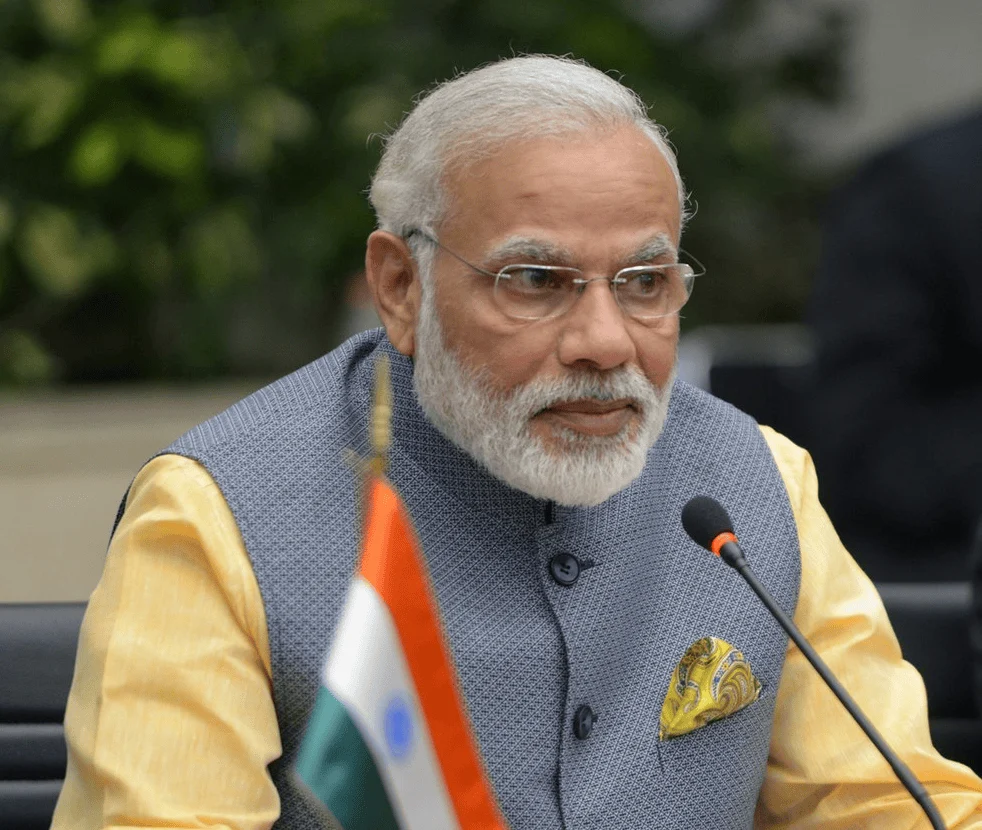 بھارتی وزیرِ اعظم کا حالیہ دورۂ اسرائیل دہلی کی دہائیوں پرانی 'توازن کی پالیسی' سے انحراف کا مظہر ہے، جس سے ایران کے ساتھ تعلقات اور خلیج میں مقیم لاکھوں بھارتی تارکینِ وطن کے مفادات داؤ پر لگ سکتے ہیں