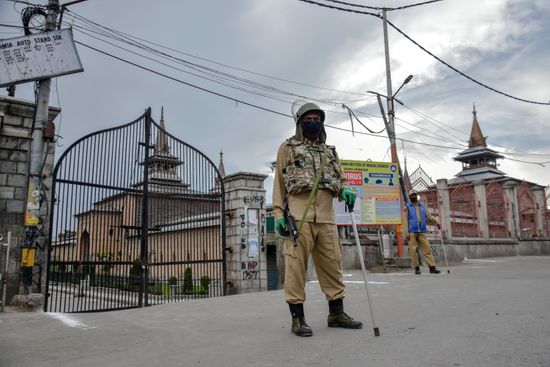 مقبوضہ کشمیر میں بھارتی مظالم جاری؛ حریت کانفرنس نے مودی حکومت کے 'معمول کے حالات' کے دعوے کو عالمی برادری کو گمراہ کرنے کی کوشش قرار دے دیا