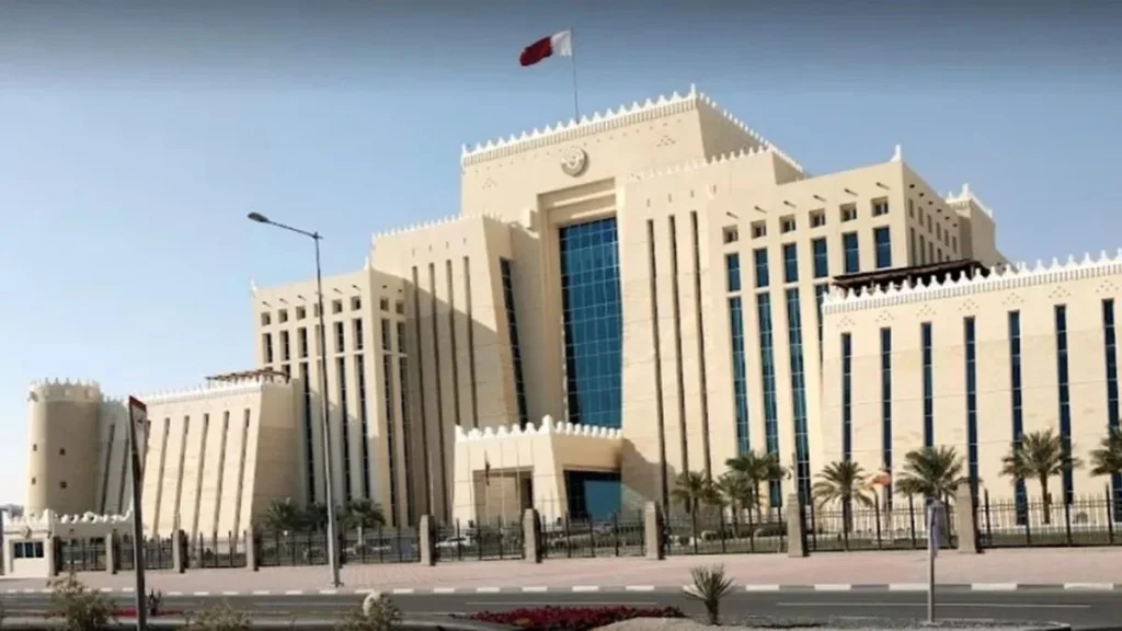قطر کی وزارتِ داخلہ نے سوشل میڈیا پر گمراہ کن ویڈیوز اور جھوٹی معلومات پھیلانے کے الزام میں 313 افراد کو گرفتار کر لیا ہے