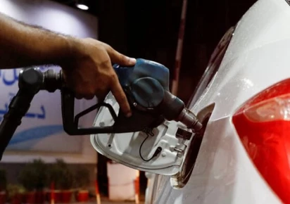 عالمی جنگ کے معیشت پر تباہ کن اثرات؛ حکومت پاکستان نے پٹرول اور ڈیزل کی قیمتوں میں 55 روپے فی لیٹر کا تاریخی اضافہ کر دیا