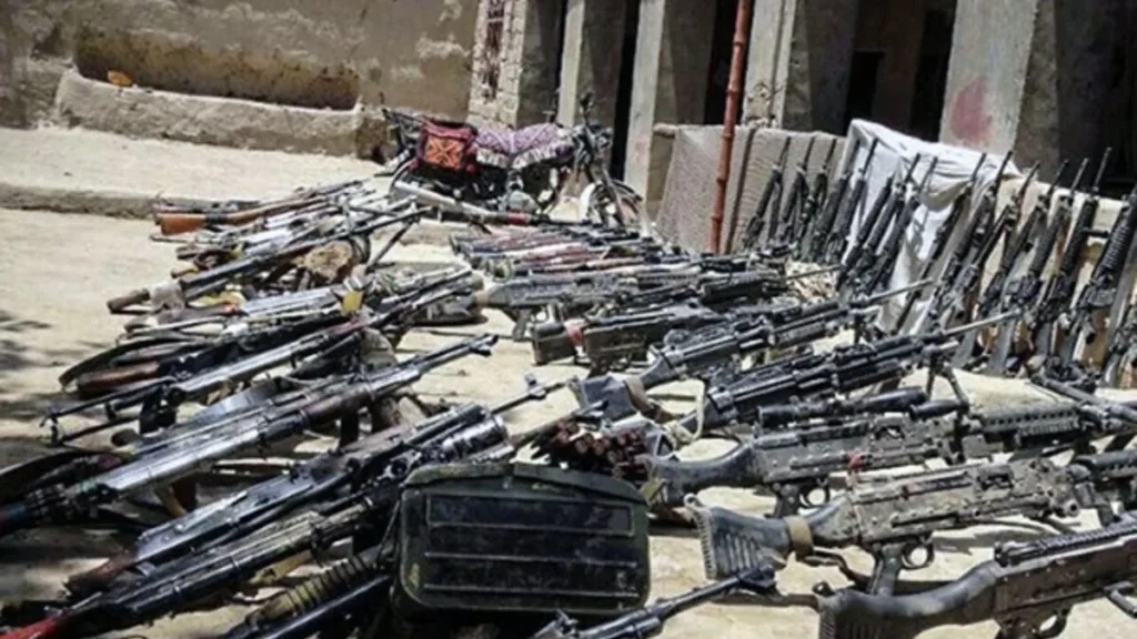 طالبان نے اسلحہ عوامی مقامات میں چھپا دیا